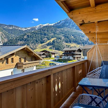 Bergfried Appartements - Ski In Ski Out, Inklusive Sommerkarte, Zentral Mit Ausblick Ueber Kaprun Buitenkant foto