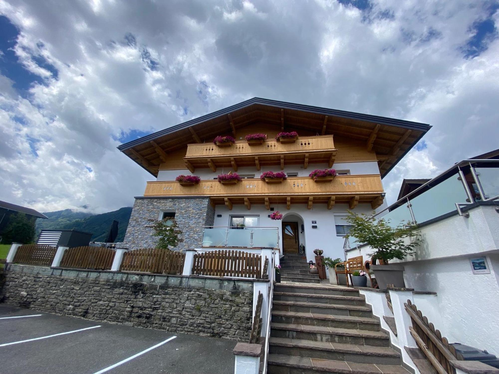 Appartement Bergfried Kaprun Buitenkant foto