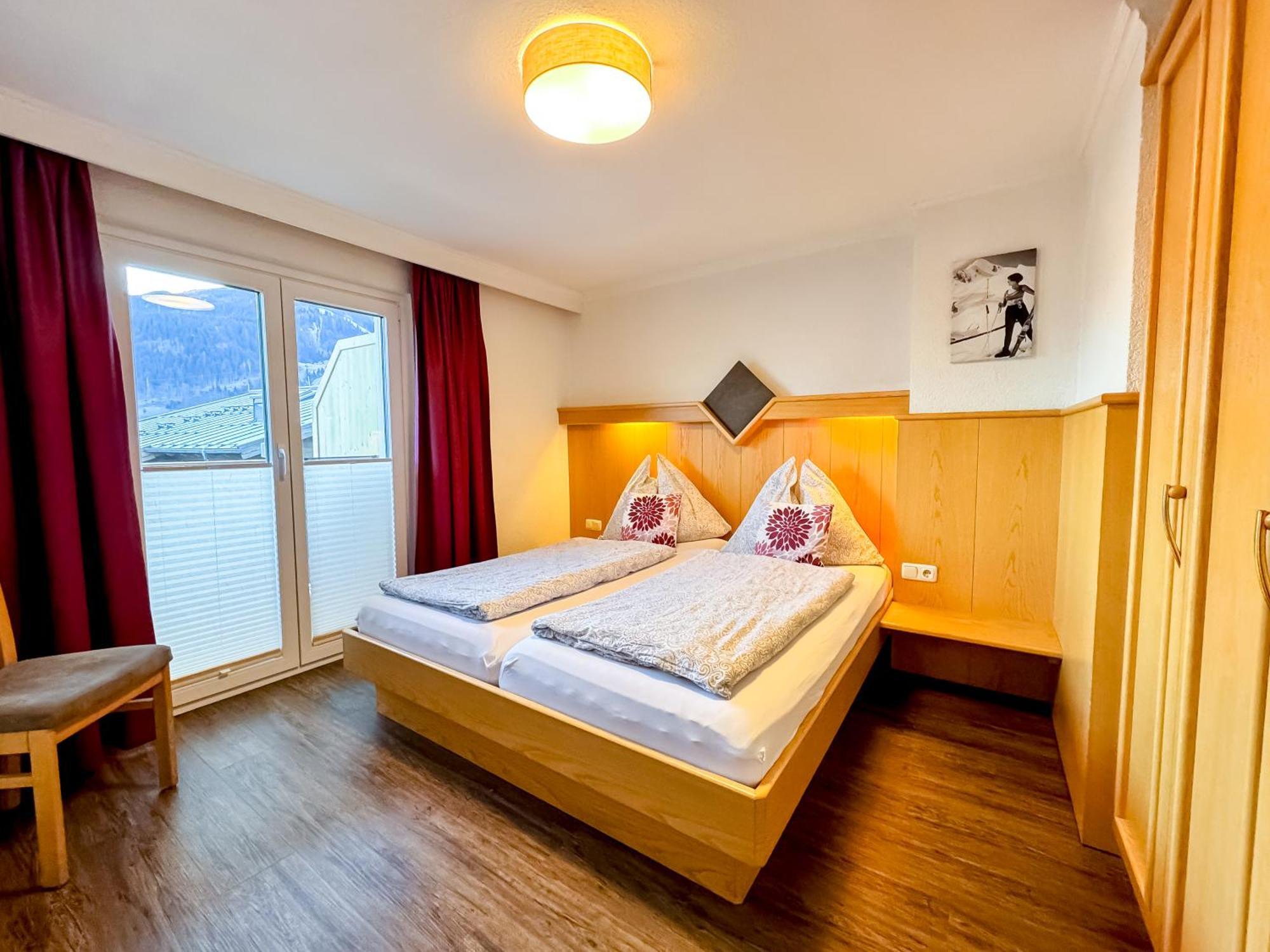 Bergfried Appartements - Ski In Ski Out, Inklusive Sommerkarte, Zentral Mit Ausblick Ueber Kaprun Buitenkant foto