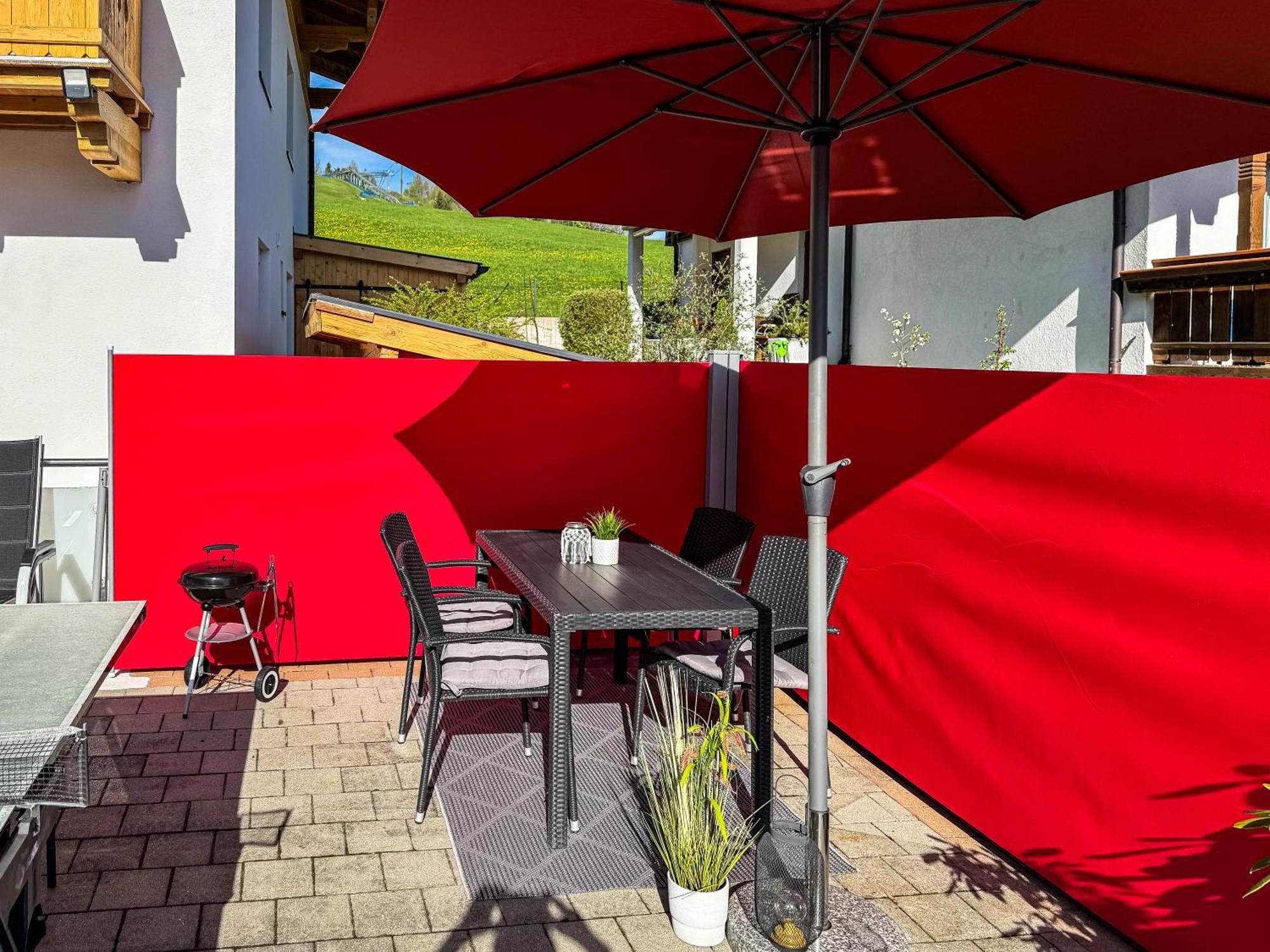 Bergfried Appartements - Ski In Ski Out, Inklusive Sommerkarte, Zentral Mit Ausblick Ueber Kaprun Buitenkant foto