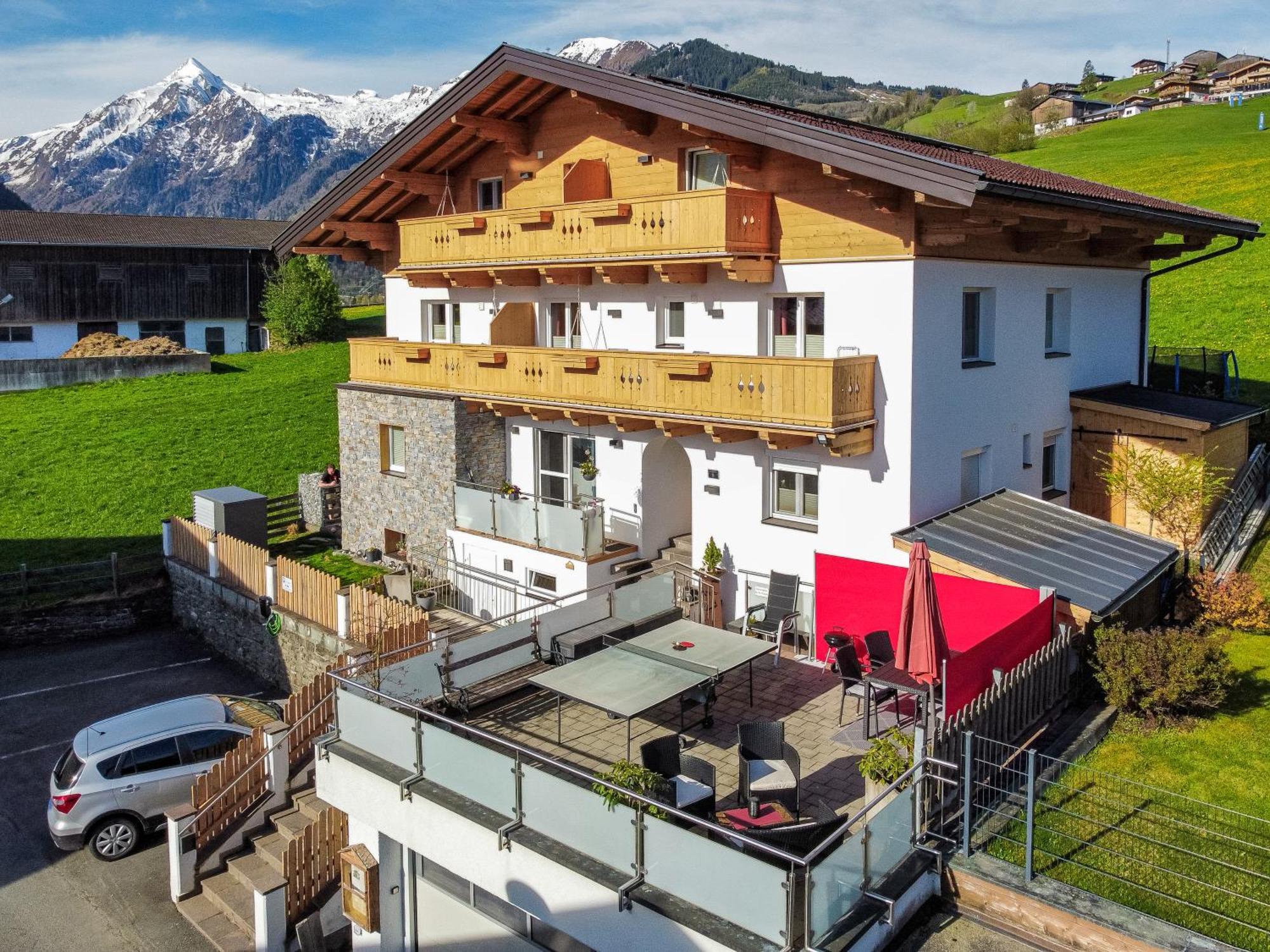 Bergfried Appartements - Ski In Ski Out, Inklusive Sommerkarte, Zentral Mit Ausblick Ueber Kaprun Buitenkant foto